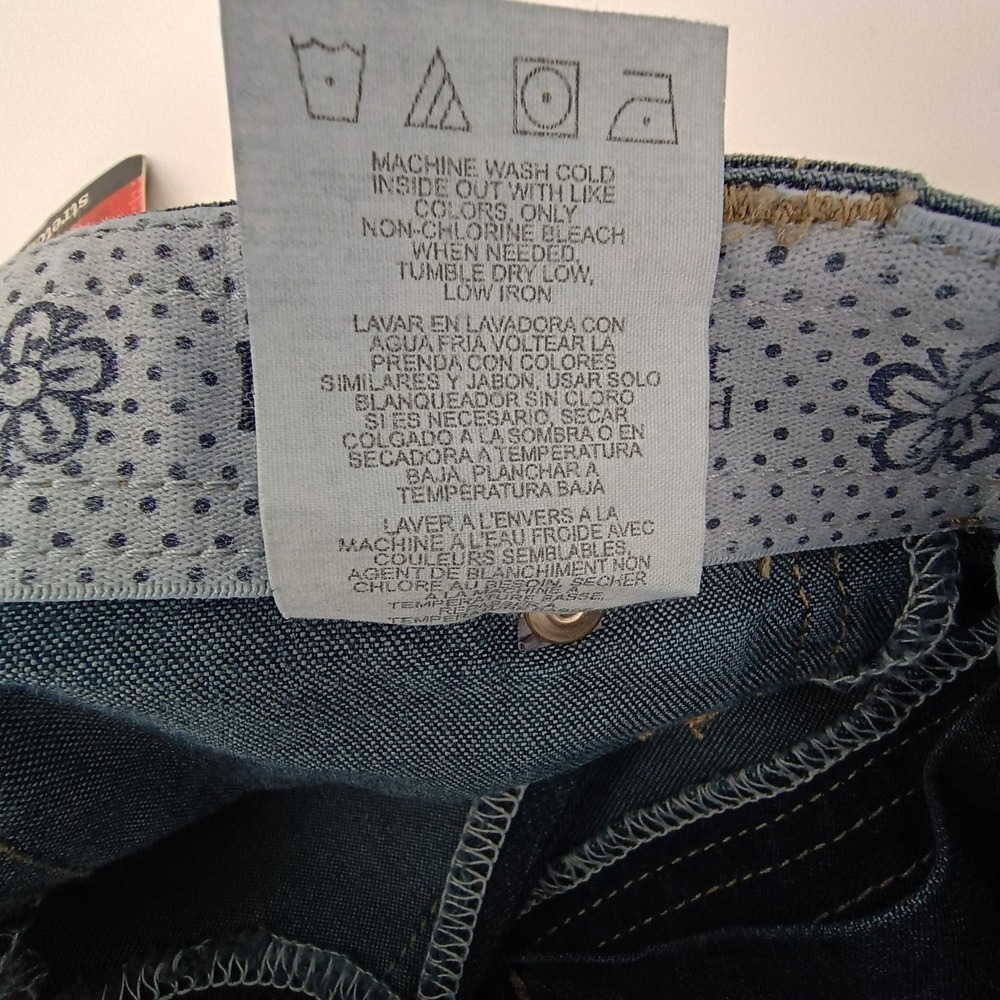 Lee Comfort Waist Capri Crop Womens Size 14 Dark Denim Med High Rise Soft NWT - Picture 11 of 13